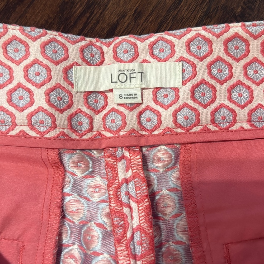 Loft Riviera Textured Shorts - Picture 2 of 2